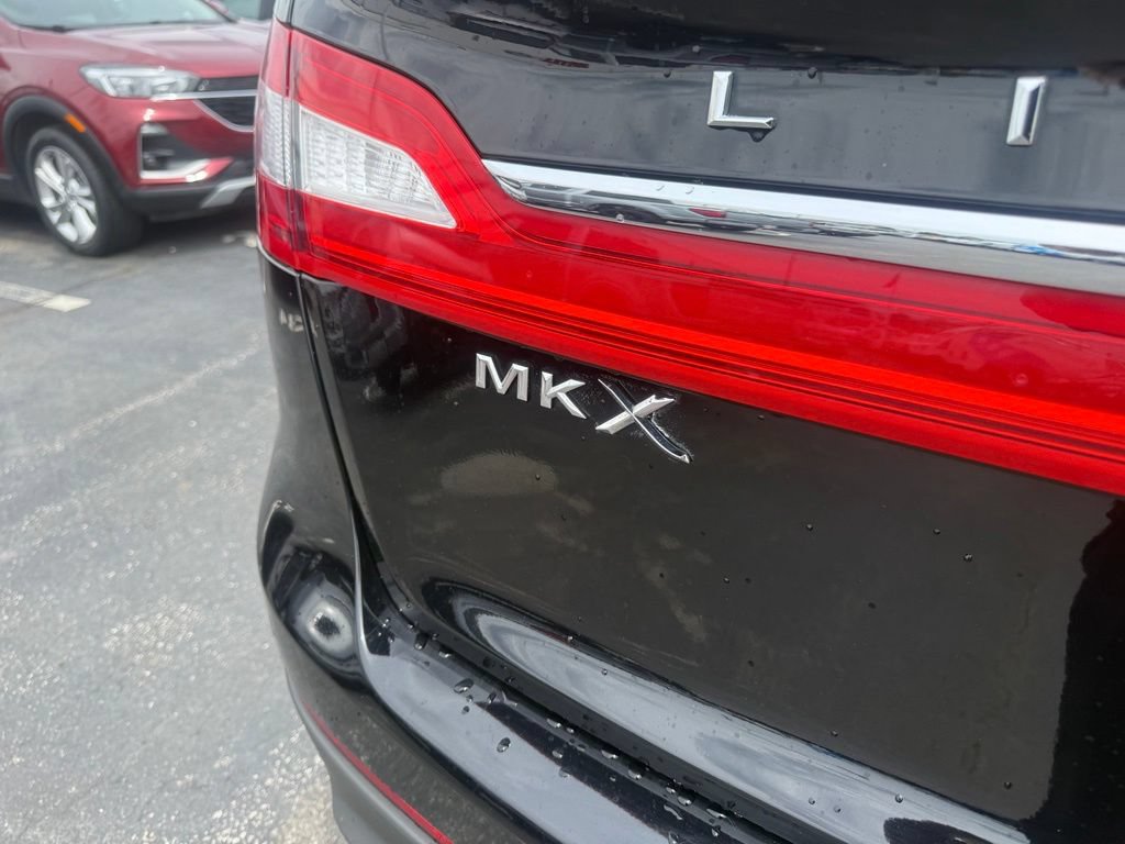 Used 2018 Lincoln MKX Reserve FWD image 35