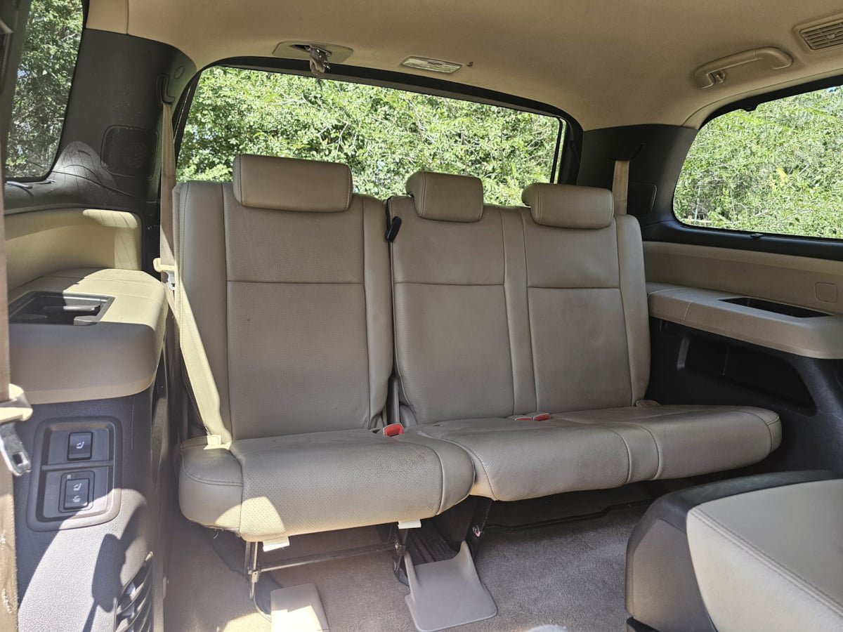Used 2011 Toyota Sequoia Platinum AWD/4WD image 46