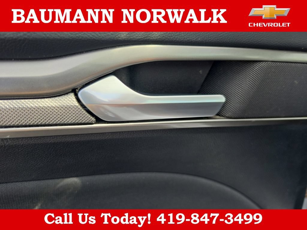 Used 2017 Ford Fusion SE w/ Fusion SE Technology Package FWD image 50