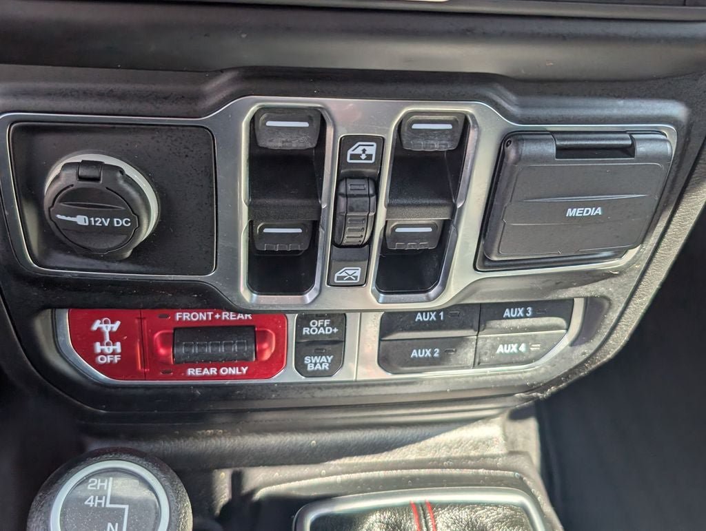 Used 2021 Jeep Gladiator Rubicon w/ LED Lighting Group AWD/4WD image 21