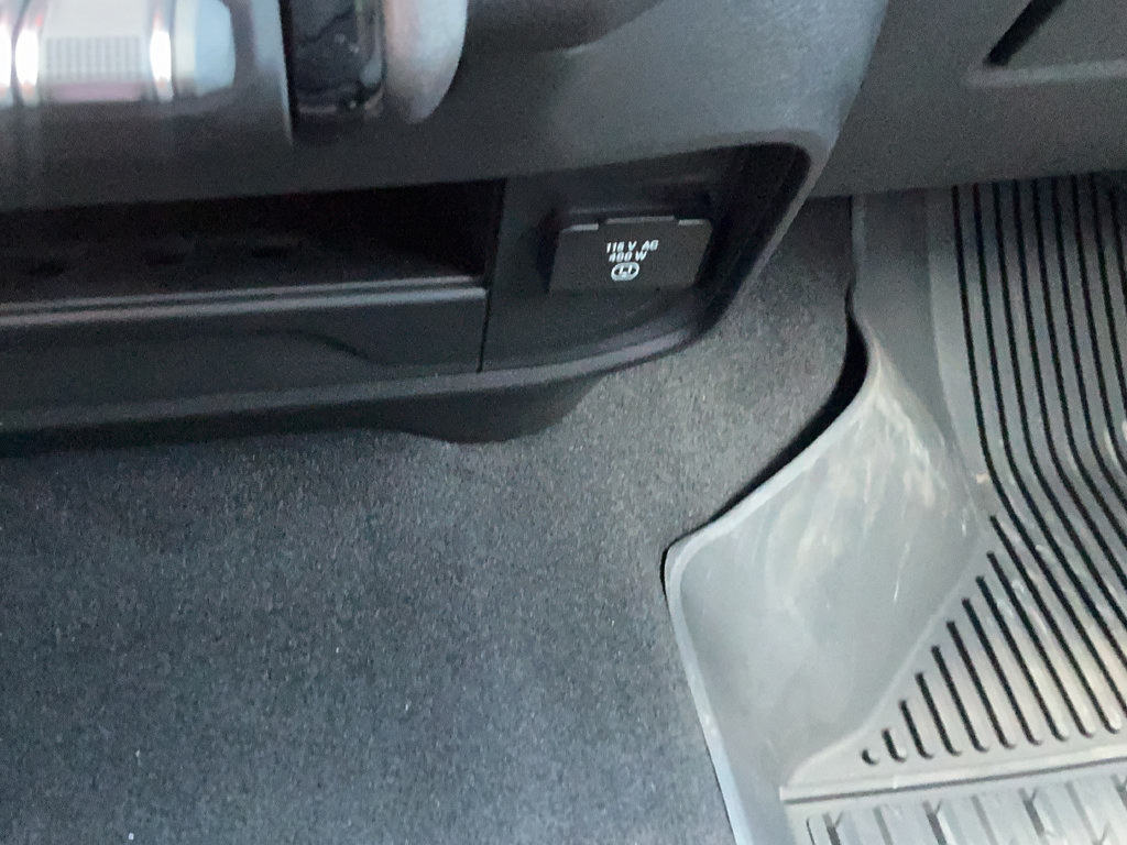 New 2025 RAM 2500 Tradesman AWD/4WD image 28