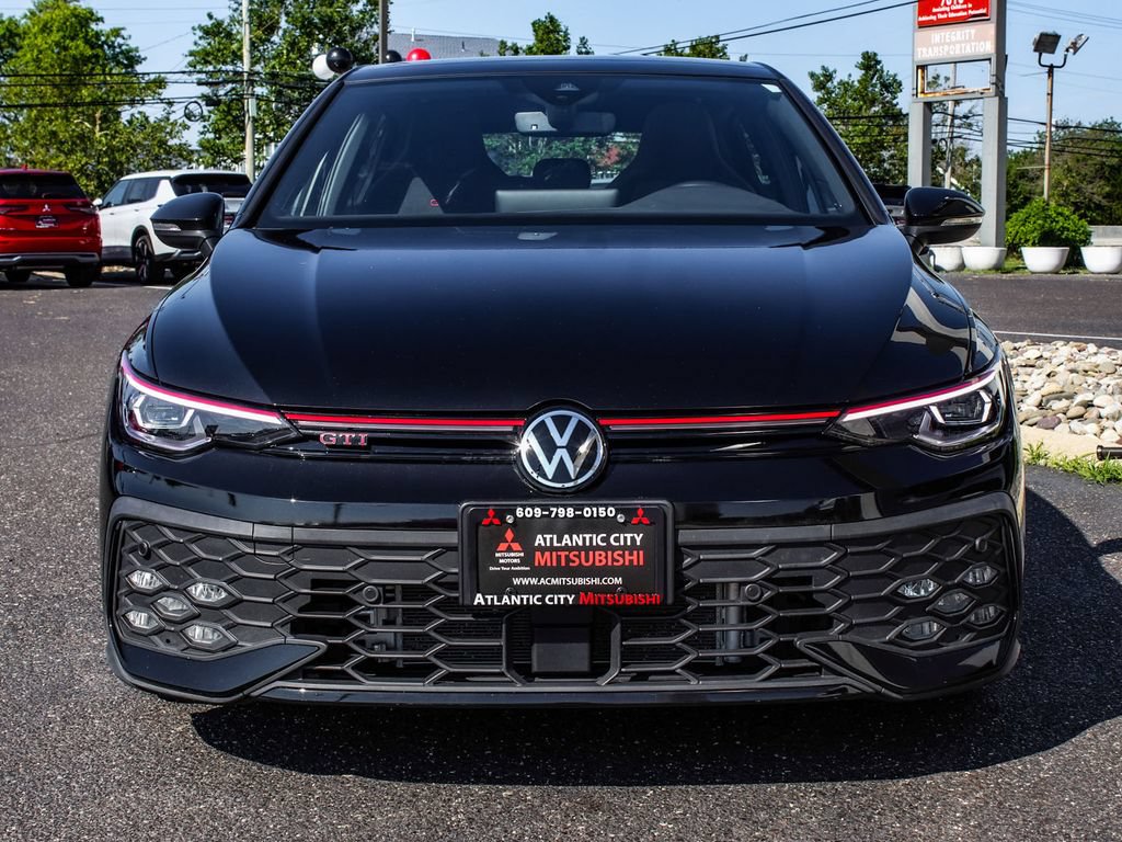 Used 2025 Volkswagen GTI SE FWD image 2