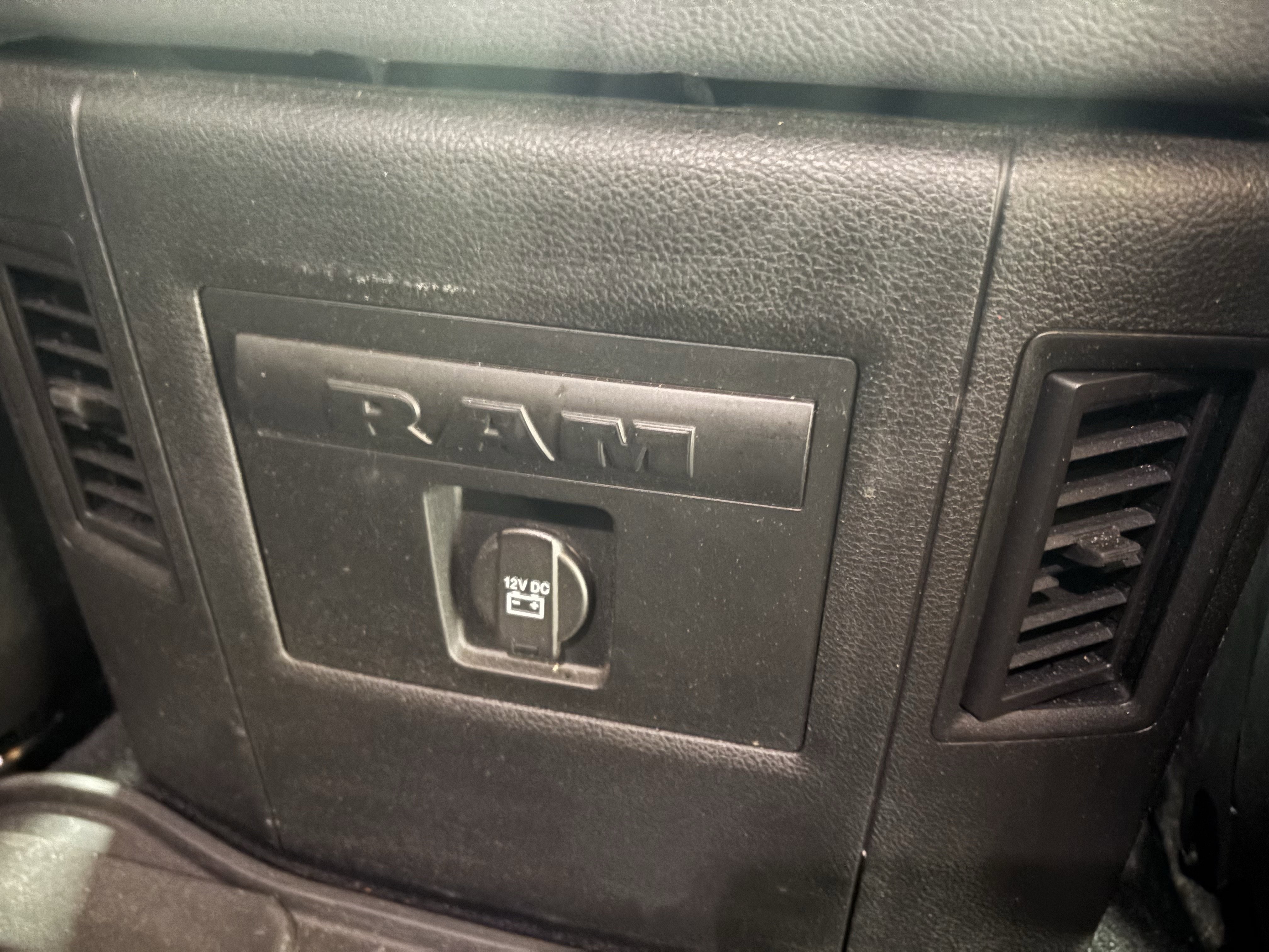 Used 2018 RAM 2500 Big Horn image 16