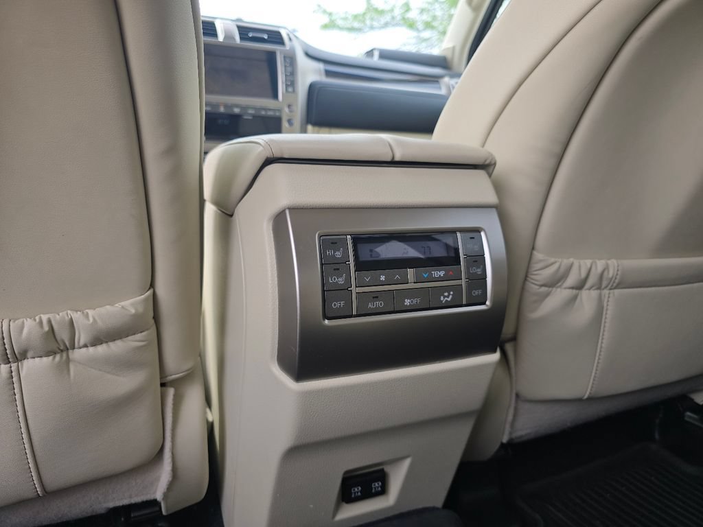 Used 2021 Lexus GX 460 Premium AWD/4WD image 24