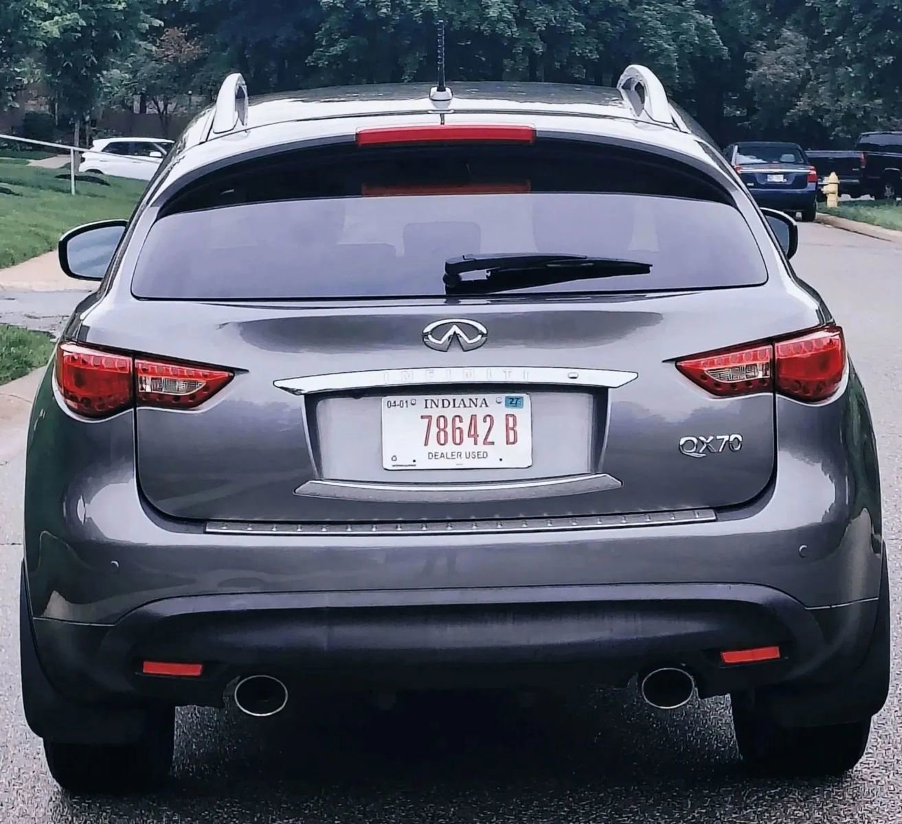 Used 2017 INFINITI QX70 AWD w/ Premium Package image 9