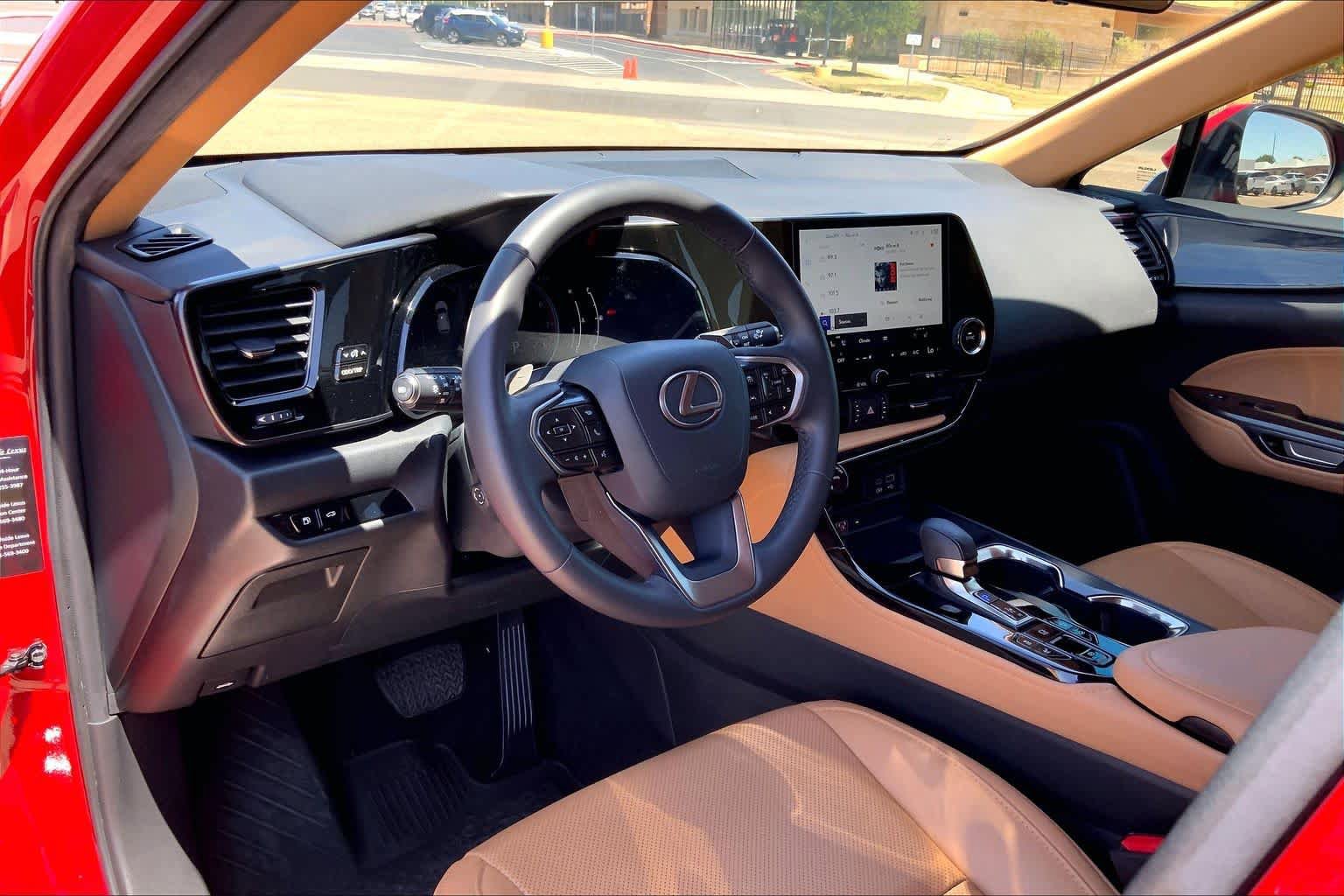 Used 2023 Lexus NX 350 AWD image 18