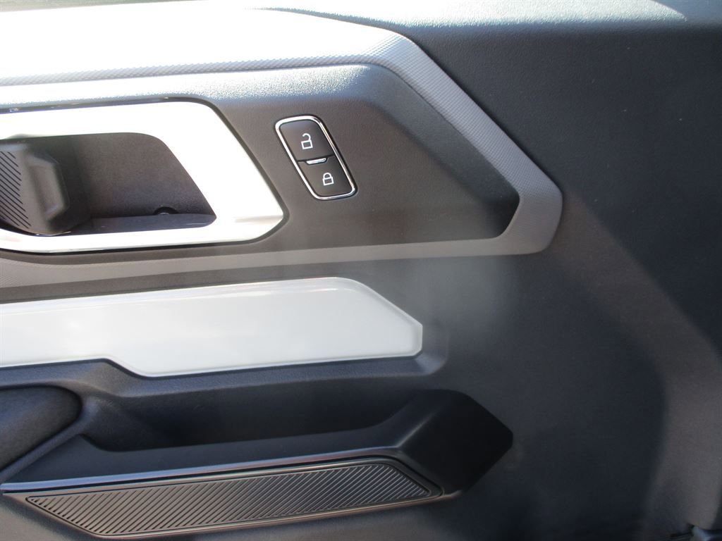 Used 2024 Ford Bronco Black Diamond w/ Sasquatch Package image 16