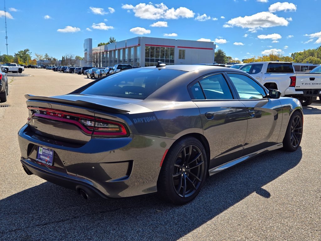 Used 2023 Dodge Charger Scat Pack RWD image 4