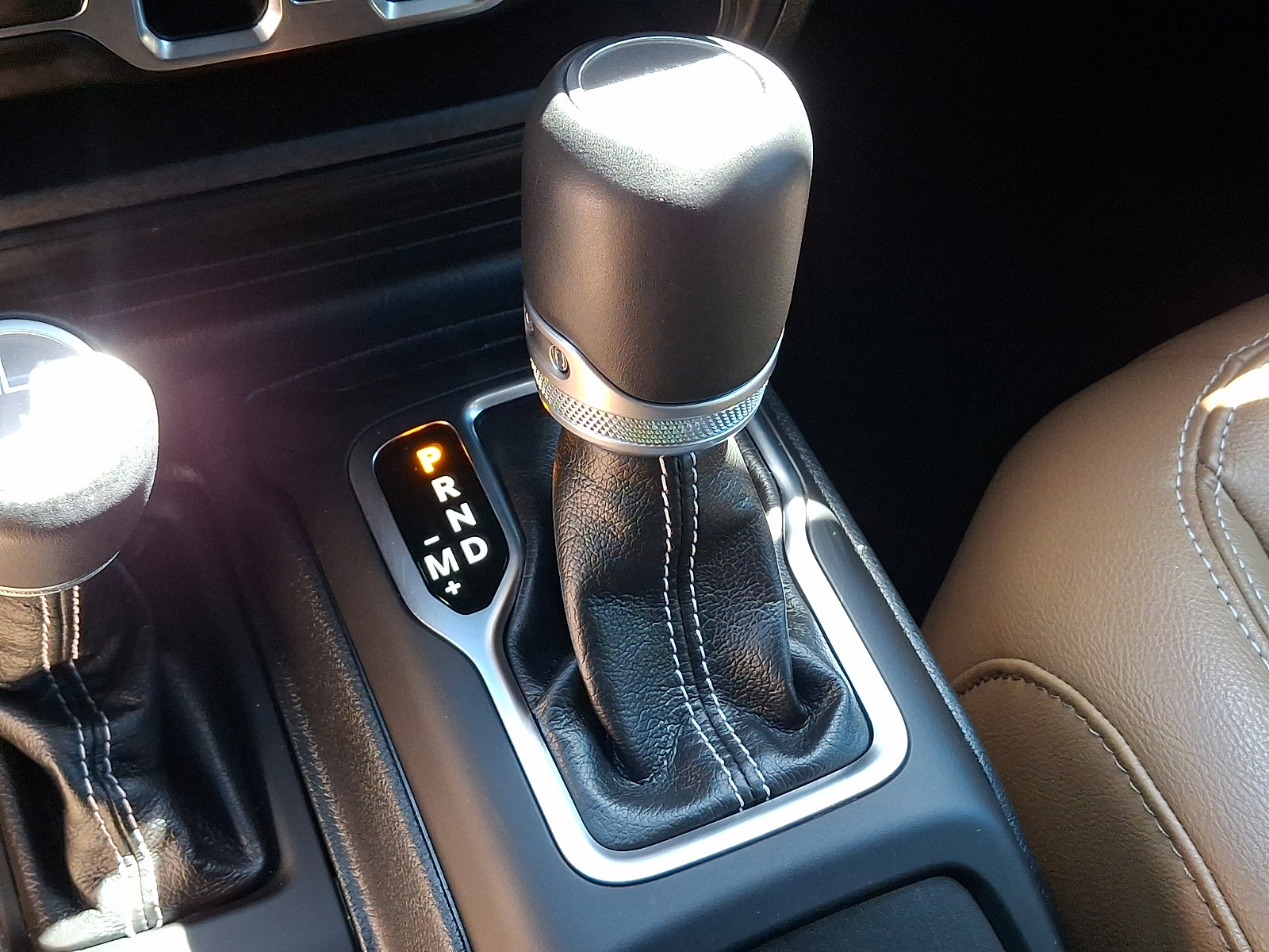 Certified 2023 Jeep Wrangler Unlimited Sahara w/ LED Lighting Group AWD/4WD image 15