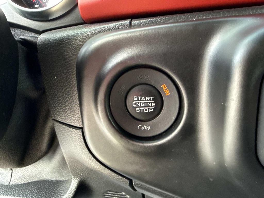 Used 2020 Jeep Wrangler Unlimited Rubicon AWD/4WD image 35