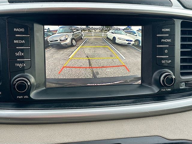 Used 2020 Kia Sorento LX w/ LX I4 Convenience Package image 13