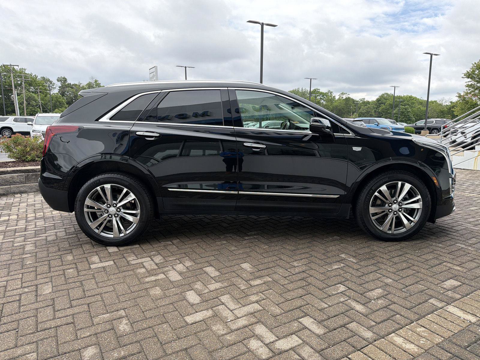 Used 2024 Cadillac XT5 Premium Luxury AWD/4WD image 6
