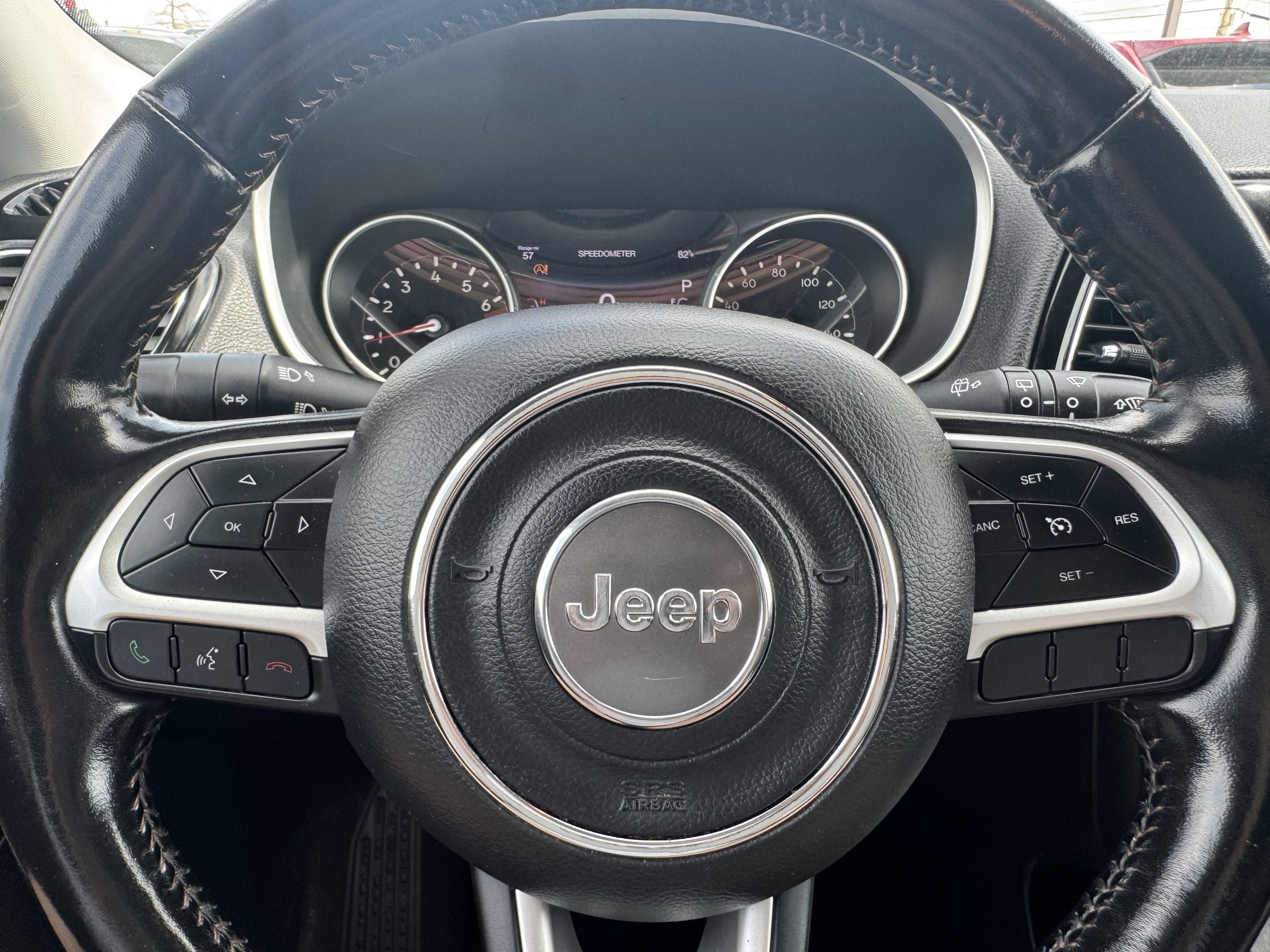 Used 2020 Jeep Compass Limited image 14