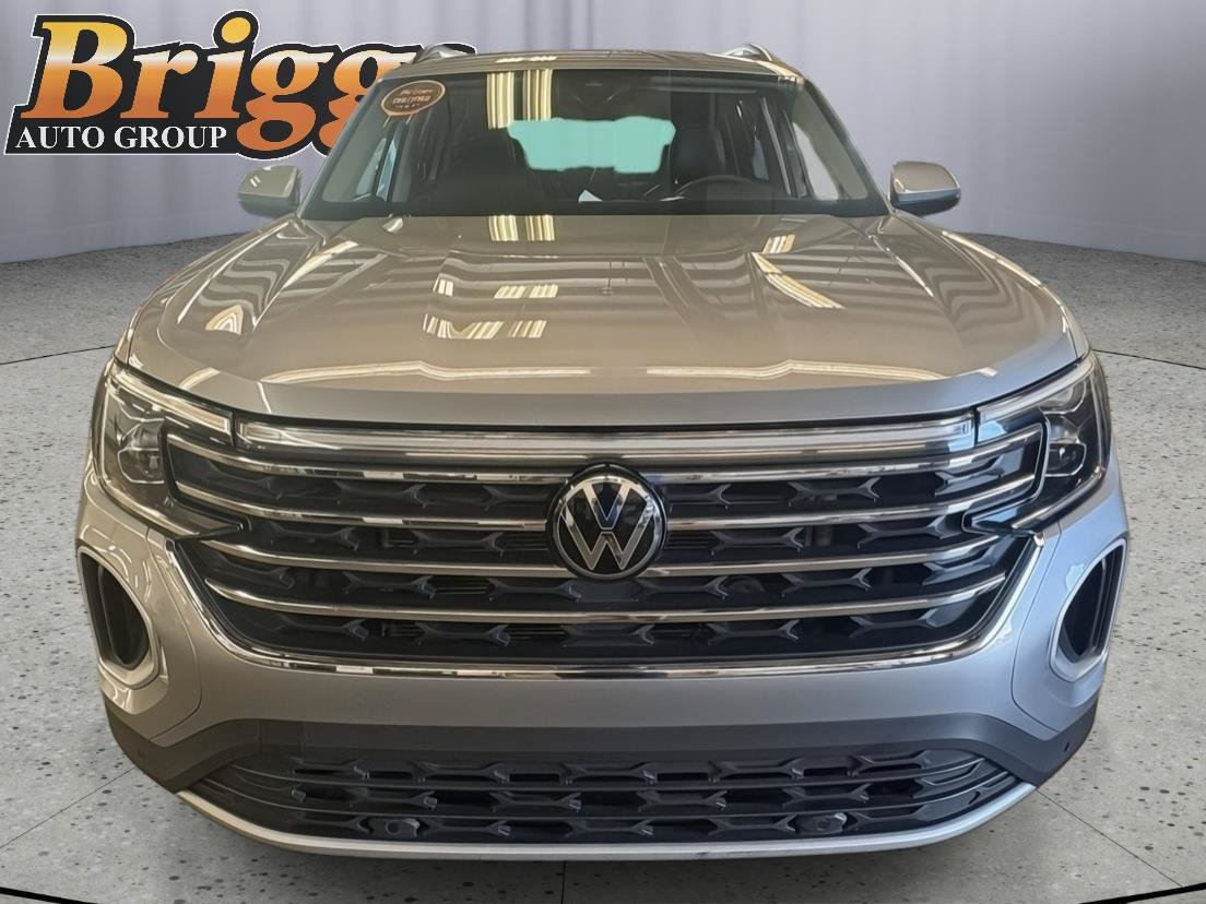Used 2025 Volkswagen Atlas SE AWD/4WD image 8