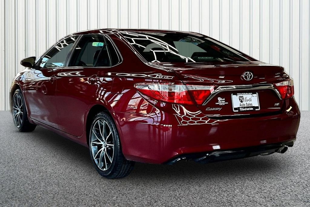 Used 2016 Toyota Camry SE FWD image 4