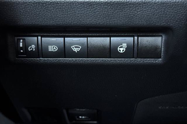 Certified 2021 Toyota RAV4 XLE w/ XLE Grade Weather Package AWD/4WD image 29