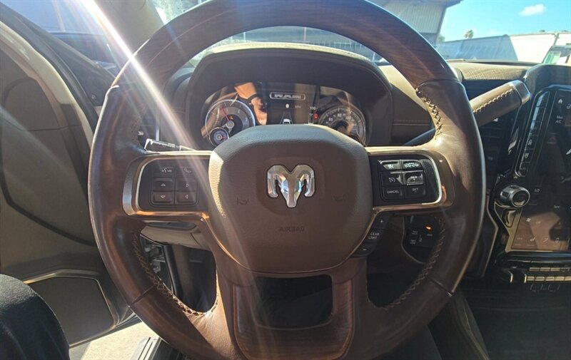 Used 2020 RAM 3500 Limited AWD/4WD image 9
