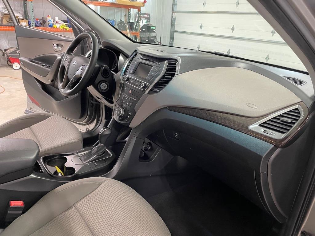 Used 2018 Hyundai Santa Fe Sport image 22