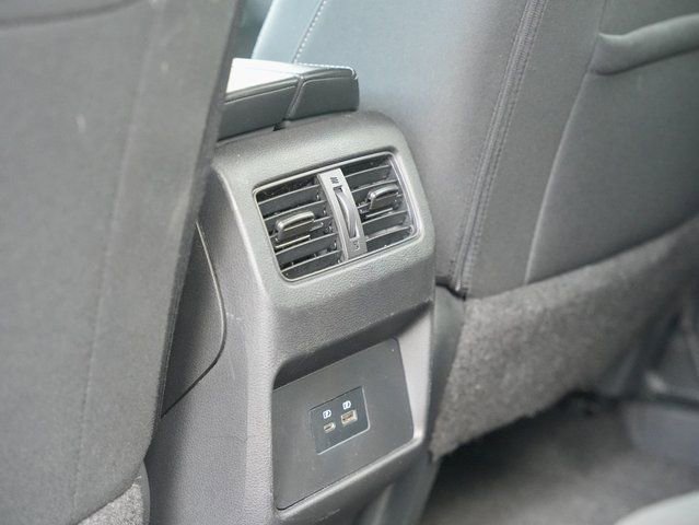 Used 2023 Nissan Rogue SV image 12