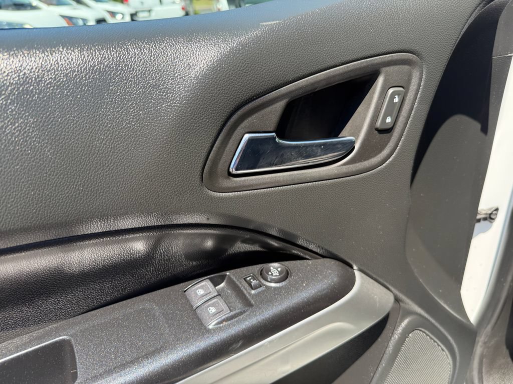 Used 2022 Chevrolet Colorado LT w/ Fleet Safety Package RWD image 16