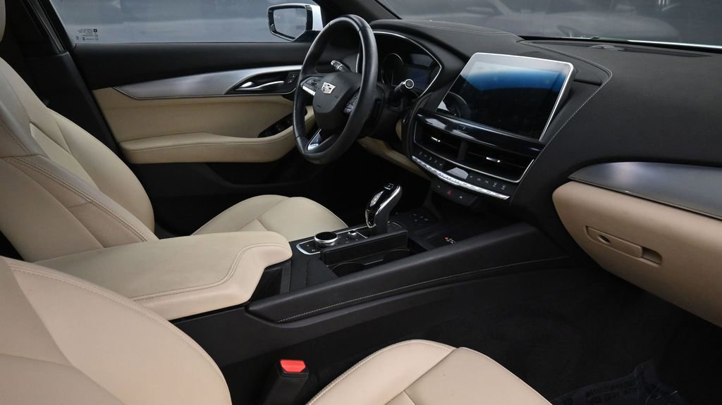 Used 2024 Cadillac CT5 Luxury RWD image 11
