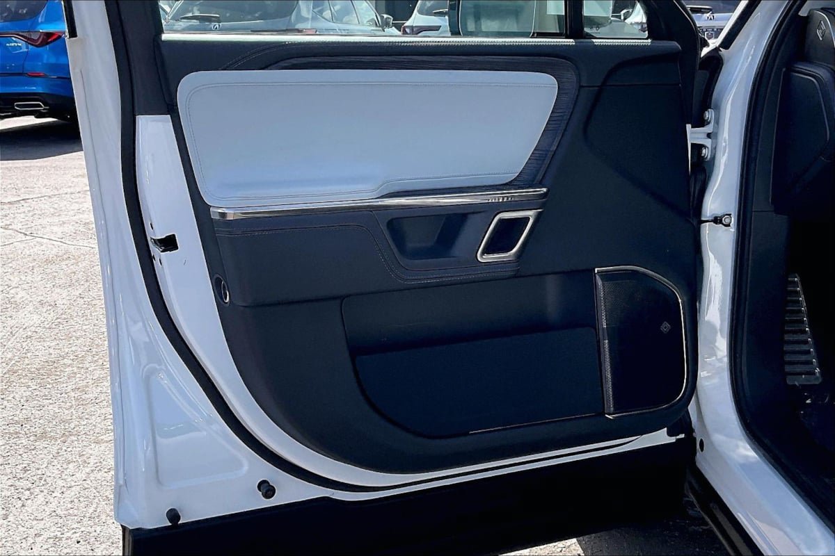 Used 2024 Rivian R1S Adventure Quad AWD/4WD image 20