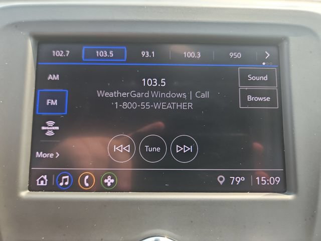 Used 2024 Chevrolet Equinox LT FWD image 20