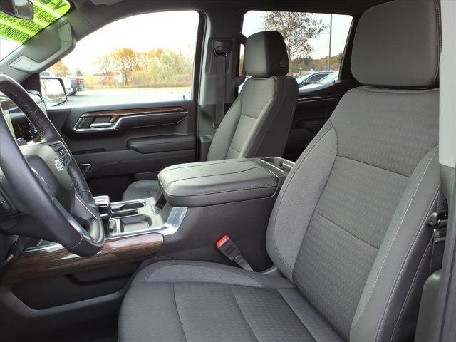 Used 2023 Chevrolet Silverado 1500 RST w/ Convenience Package II image 13