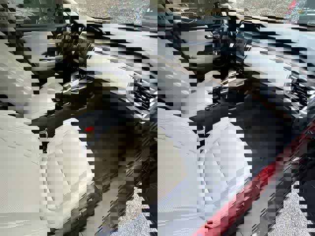 Used 2020 Honda Clarity Touring image 21