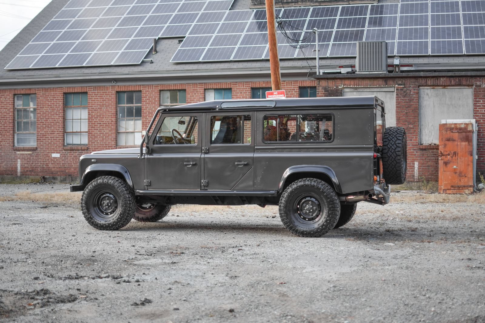 Used 1997 Land Rover Defender 90 AWD/4WD image 2