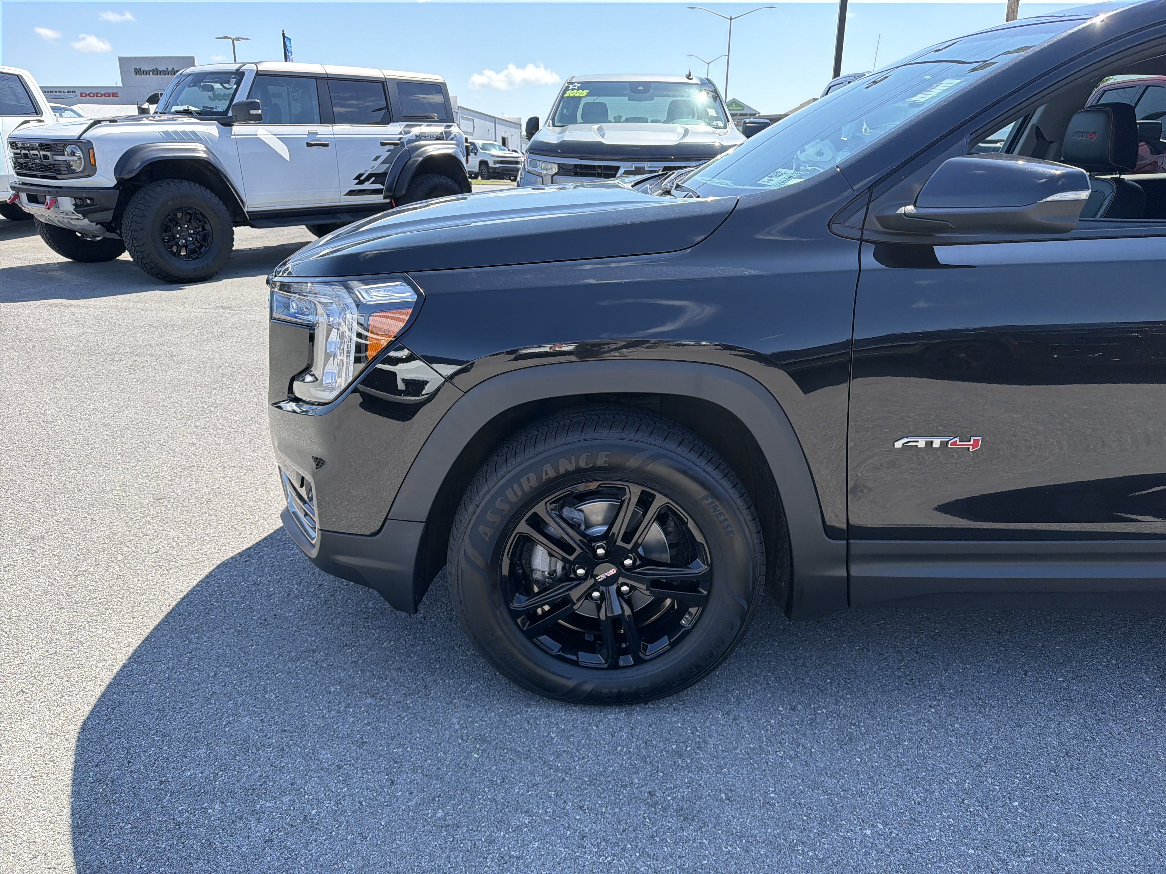 Used 2023 GMC Terrain AT4 AWD/4WD image 11