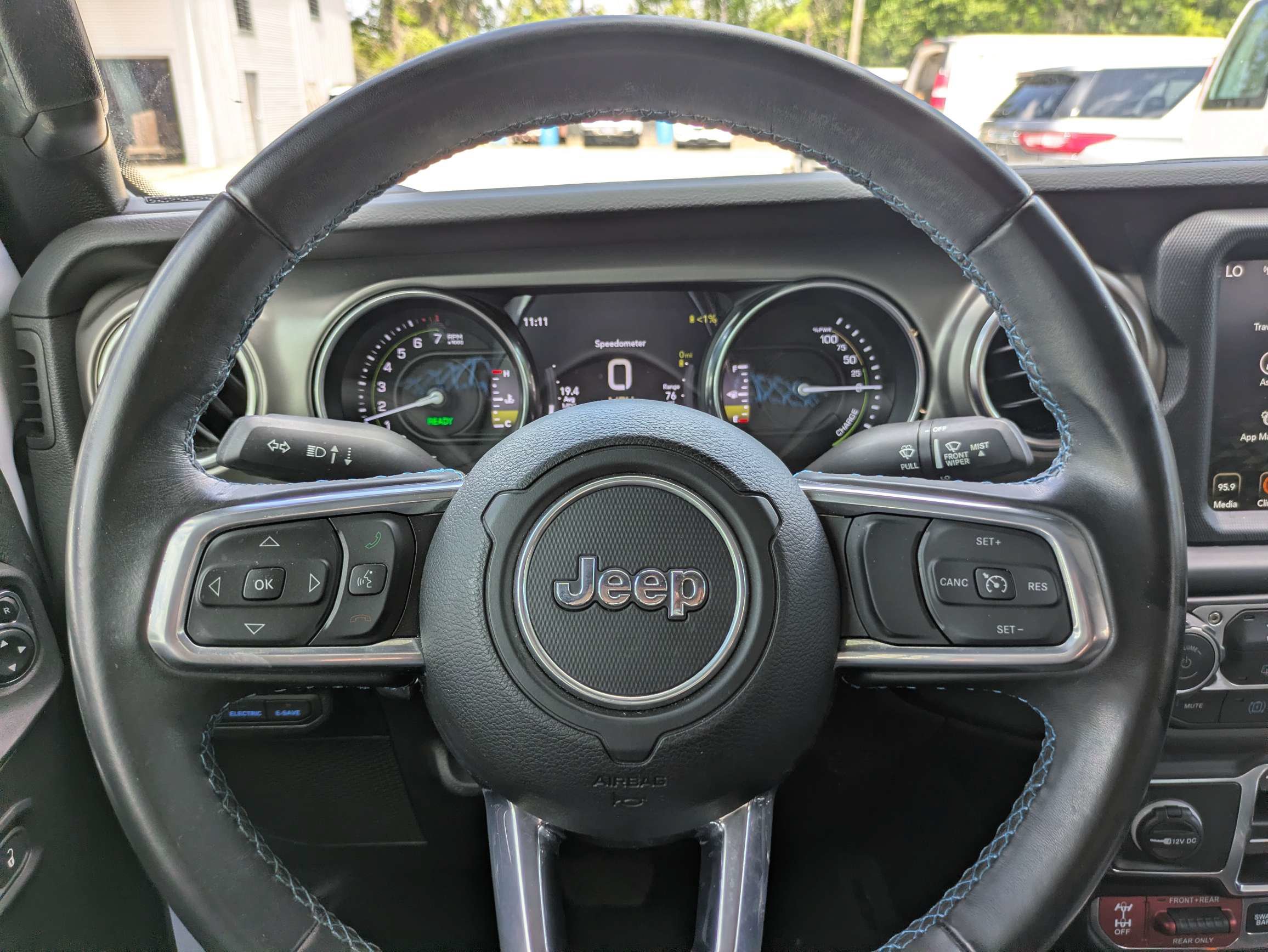 Used 2022 Jeep Wrangler Unlimited Rubicon 4xe AWD/4WD image 18