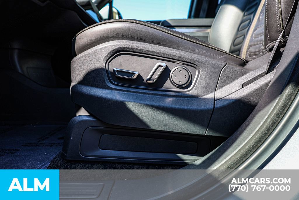 Used 2024 Rivian R1S Adventure image 27