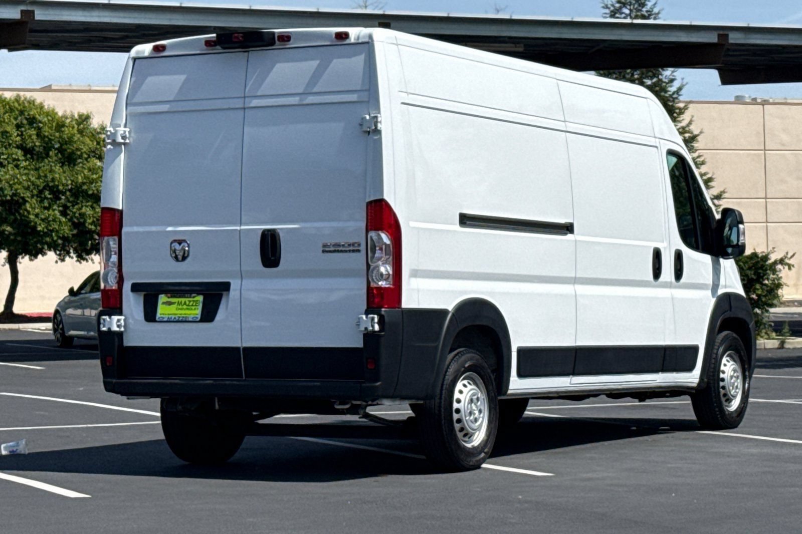Used 2024 RAM ProMaster 2500 w/ Convenience Group FWD image 10