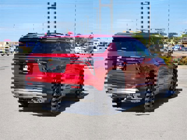 New 2026 Chevrolet Traverse LT w/ Driver Confidence Package image 7
