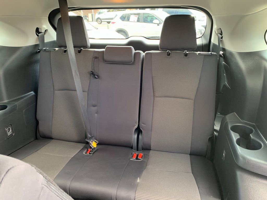 Used 2023 Toyota Highlander L image 24