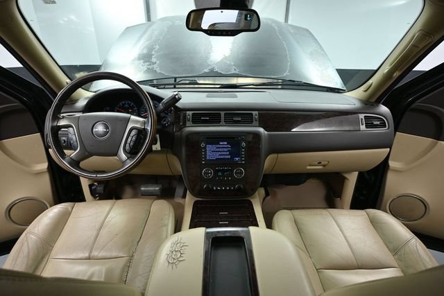 Used 2008 GMC Yukon XL Denali AWD/4WD image 25