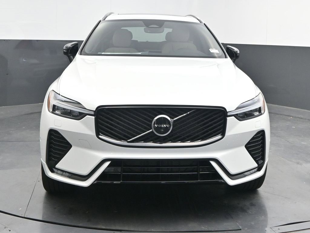 New 2026 Volvo XC60 B5 Plus w/ Protection Package Premier image 2