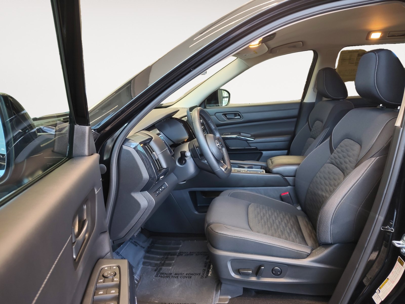 Used 2025 Nissan Pathfinder SV w/ Cargo Package FWD image 22