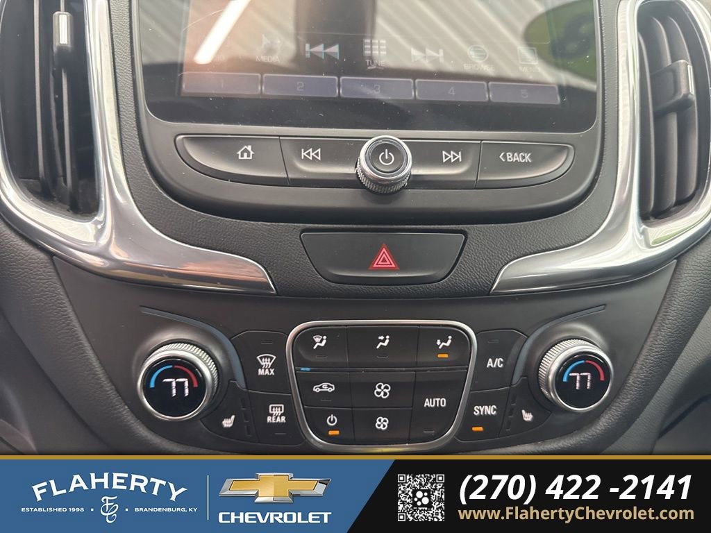 Used 2018 Chevrolet Equinox LT w/ Sun & Infotainment Package image 28