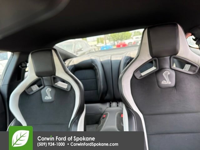 Used 2022 Ford Mustang Shelby GT500 w/ Technology Package RWD image 18