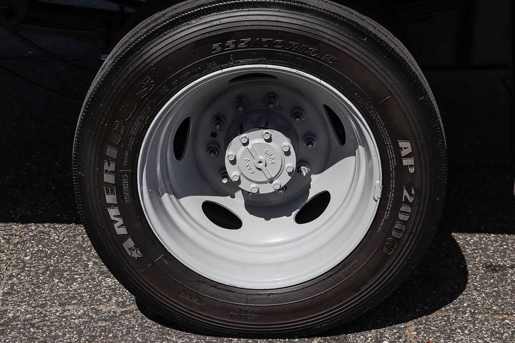 Used 2020 Ford F550 4x4 Regular Cab Super Duty image 14