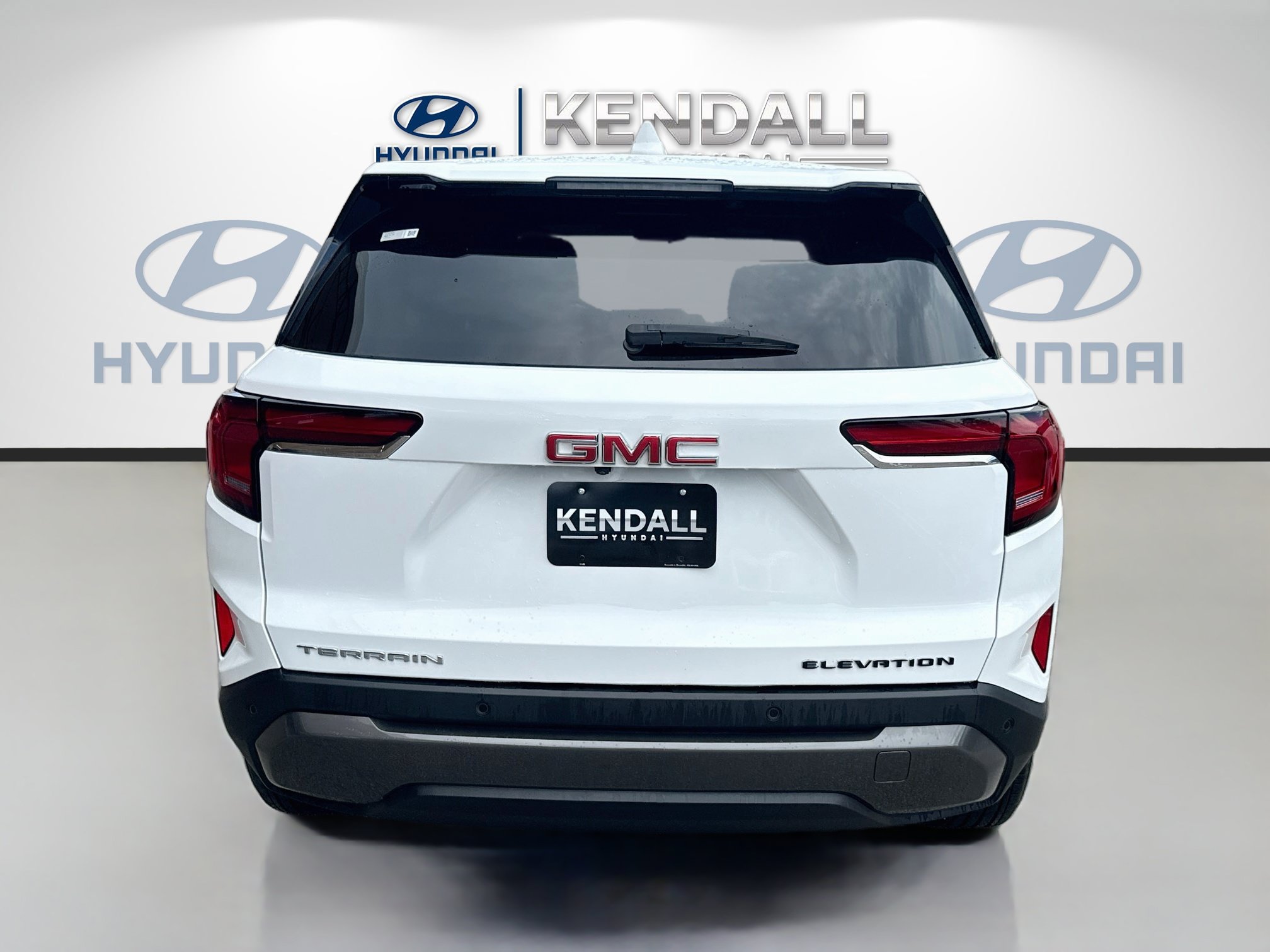 Used 2026 GMC Terrain Elevation w/ LPO, Floor Liner Package FWD image 5