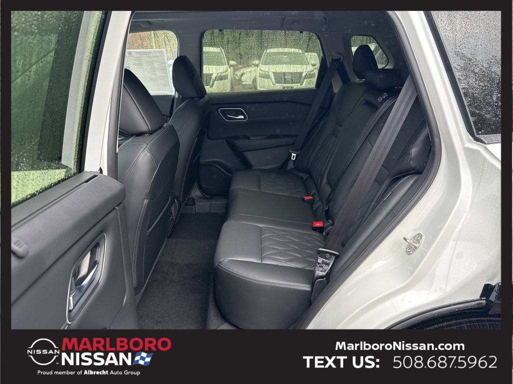 New 2026 Nissan Rogue Platinum image 16