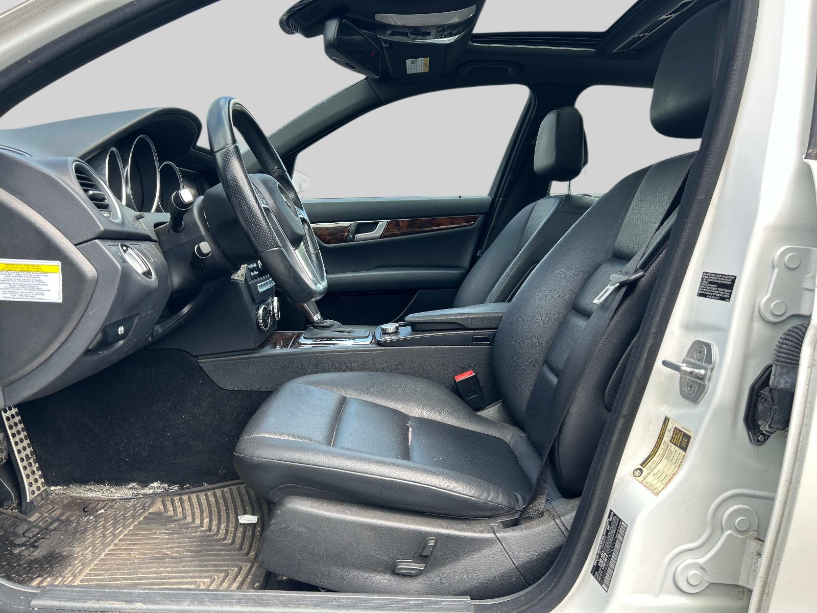 Used 2013 Mercedes-Benz C 300 4MATIC Sedan image 14
