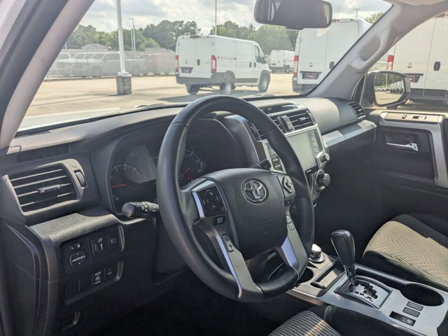 Used 2024 Toyota 4Runner SR5 AWD/4WD image 10