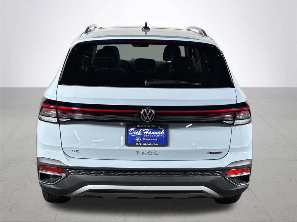 New 2025 Volkswagen Taos SE image 7