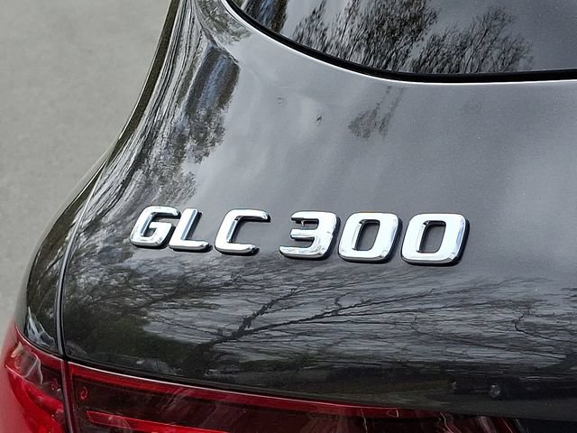 Used 2022 Mercedes-Benz GLC 300 4MATIC image 32
