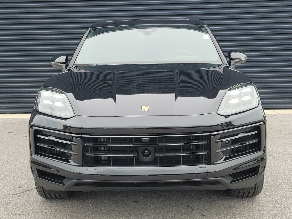 Certified 2026 Porsche Cayenne AWD/4WD image 10