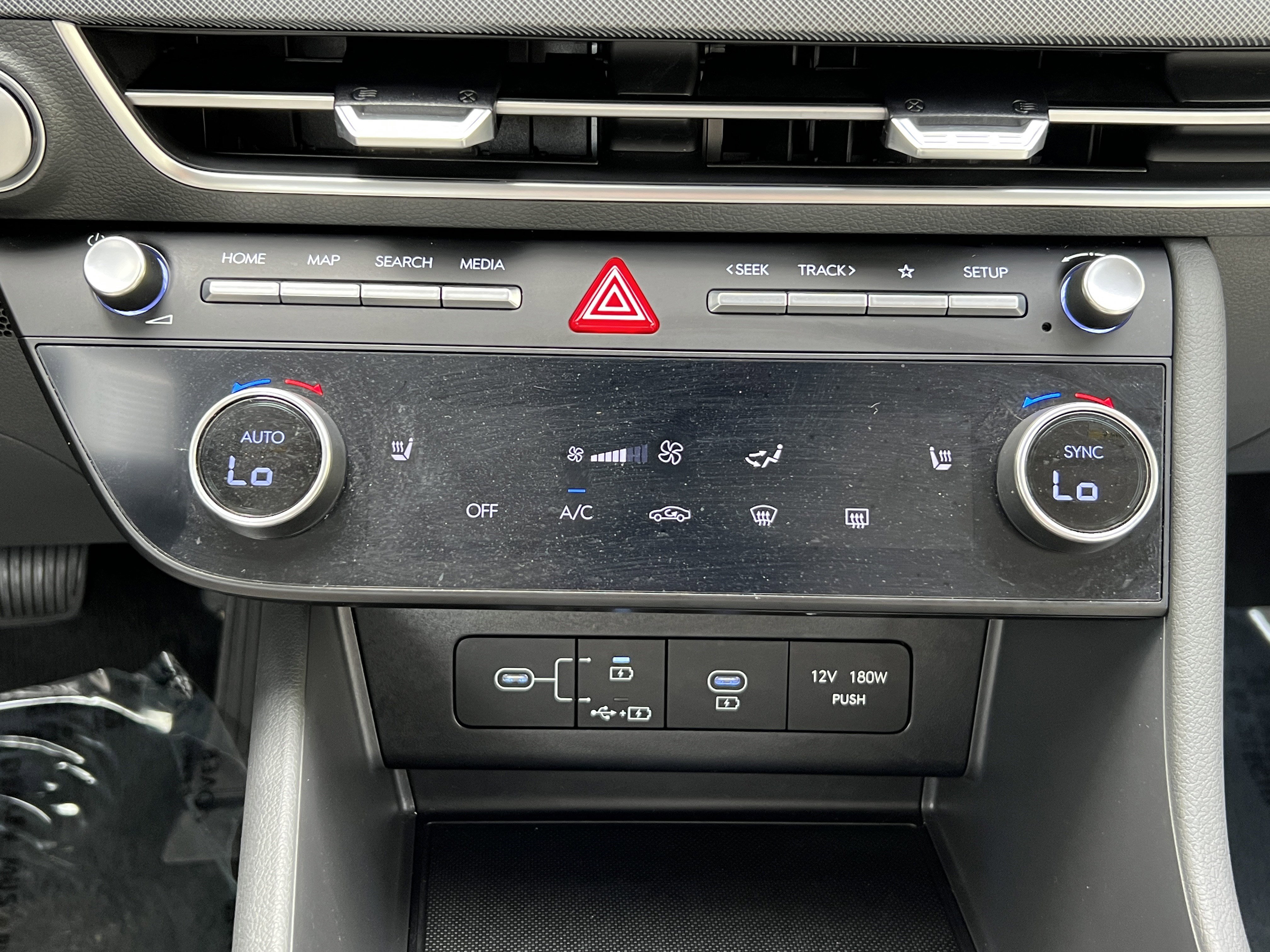 Used 2025 Hyundai Sonata SEL FWD image 28
